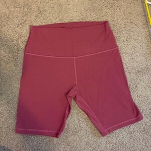 Lululemon Align High-Rise Bike
Shorts 8" Mulled Wine Size 8 Athletic Gym Yoga